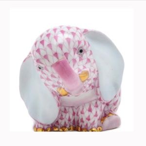 O16-Vintage HEREND Raspberry Fishnet Baby Elephant Figurine